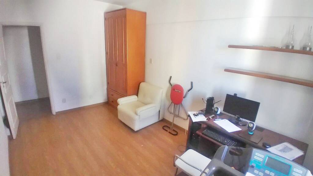 Apartamento para alugar com 3 quartos, 200m² - Foto 12