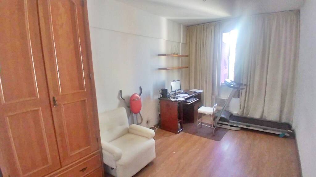 Apartamento para alugar com 3 quartos, 200m² - Foto 11