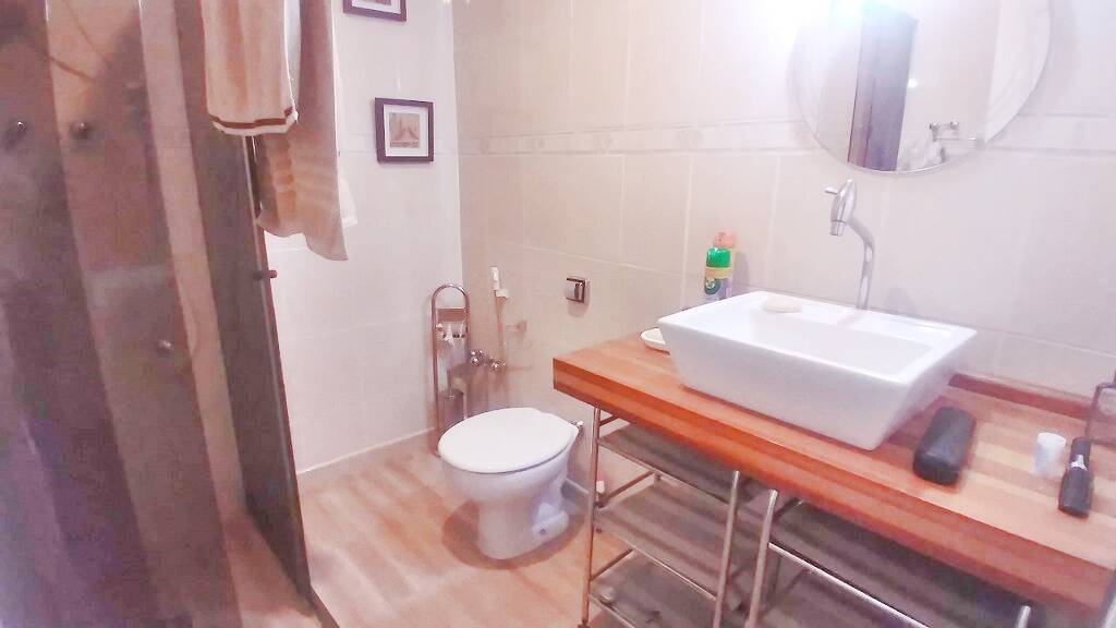 Apartamento para alugar com 3 quartos, 200m² - Foto 18